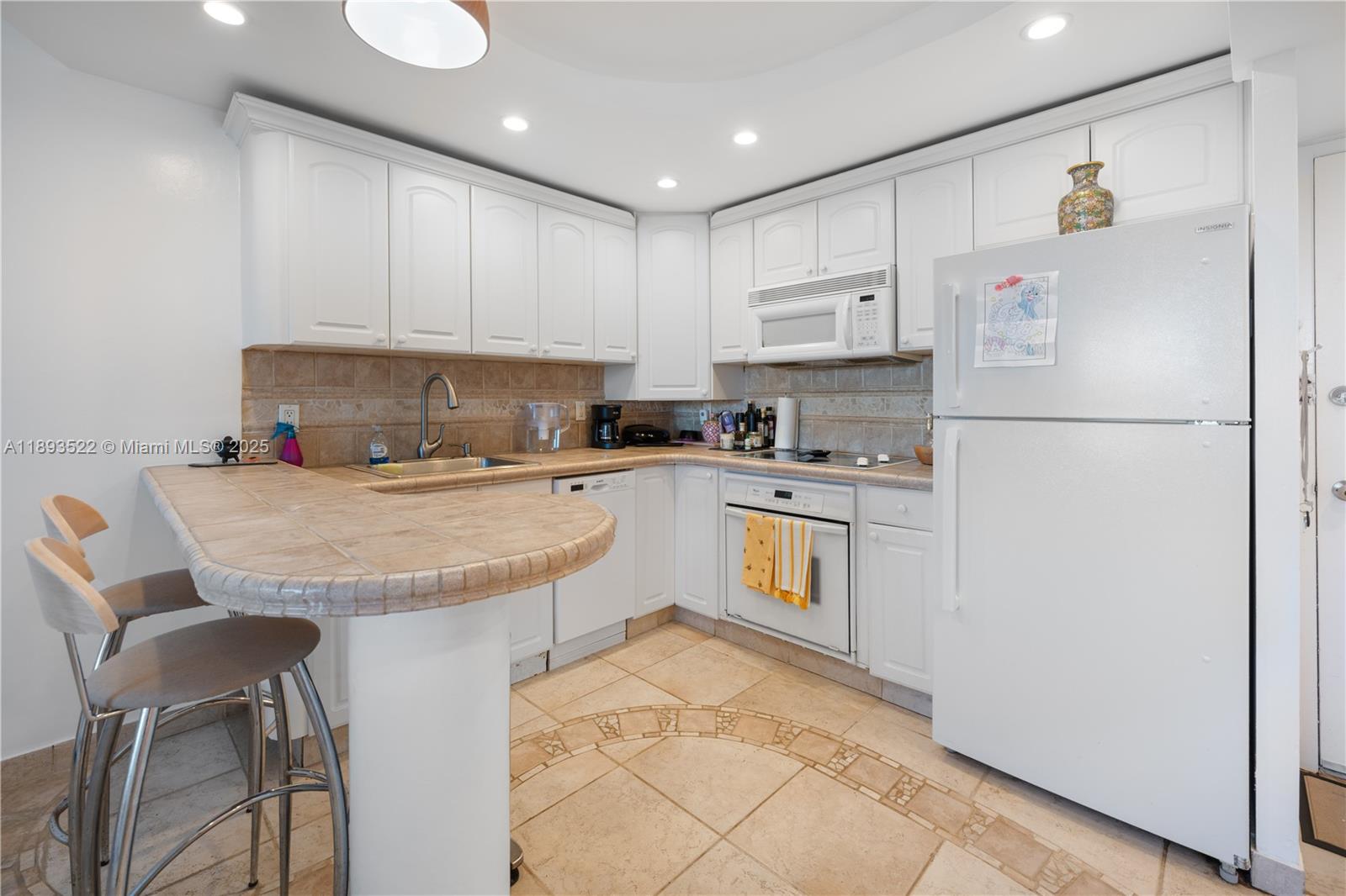 ROYAL ATLANTIC CONDO - Residential