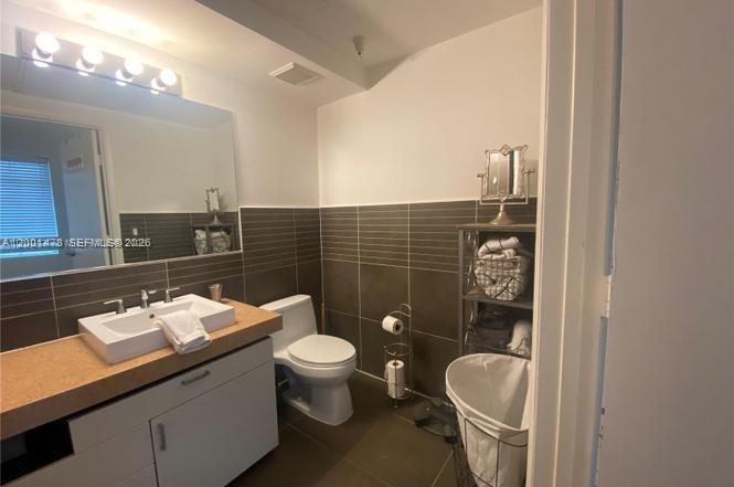 ARTECITY GOVERNOR CONDO - Residential Lease