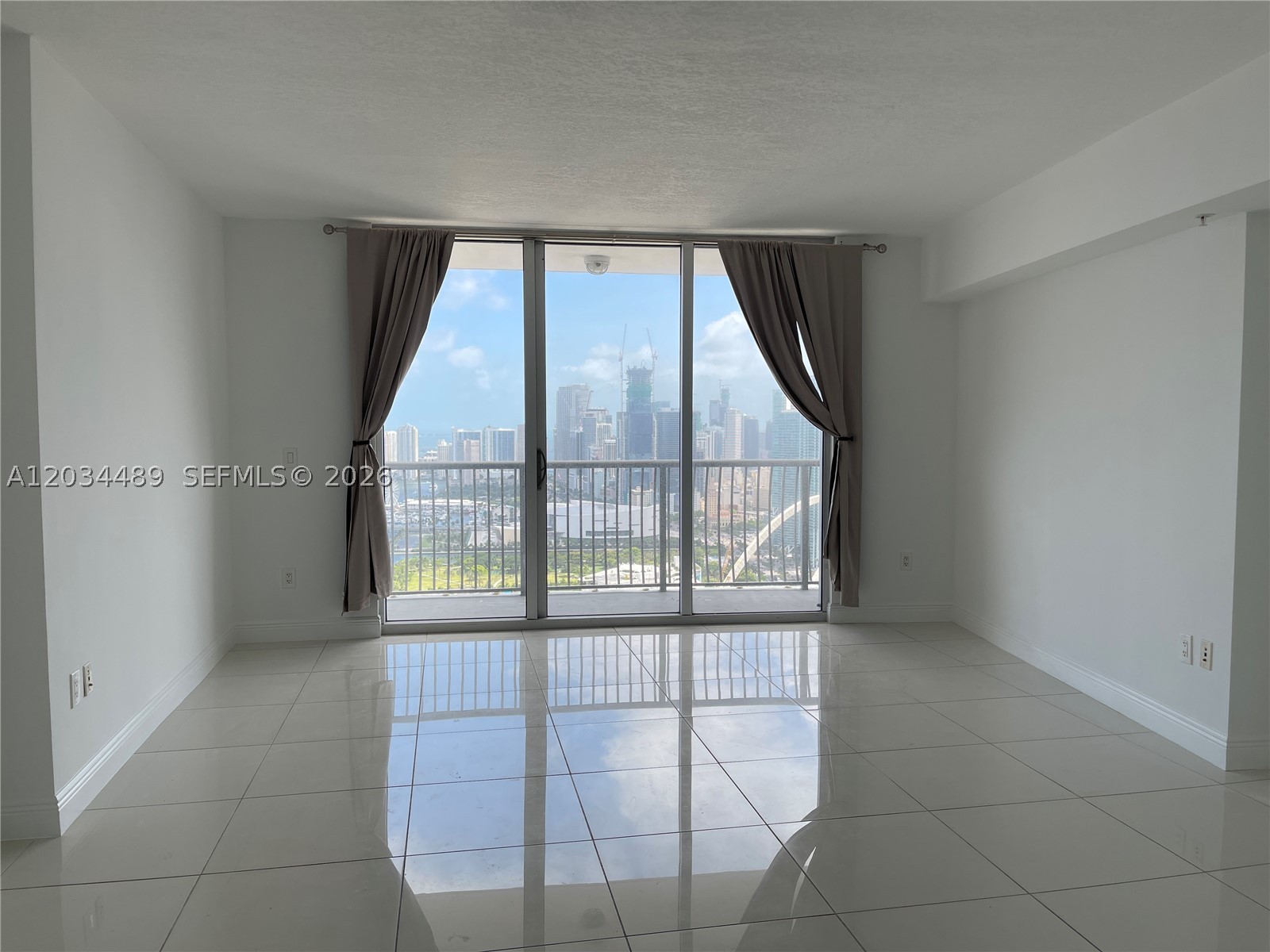 1750 N Bayshore Dr 5408
