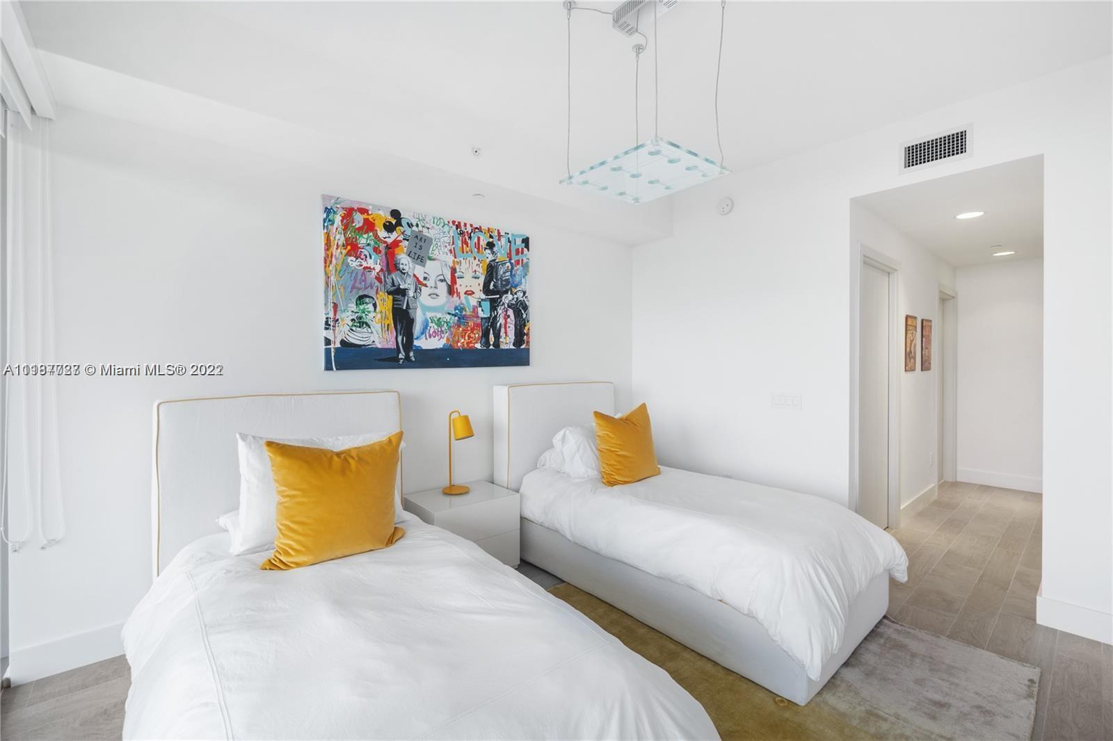 OCEANA KEY BISCAYNE CONDO - Residential