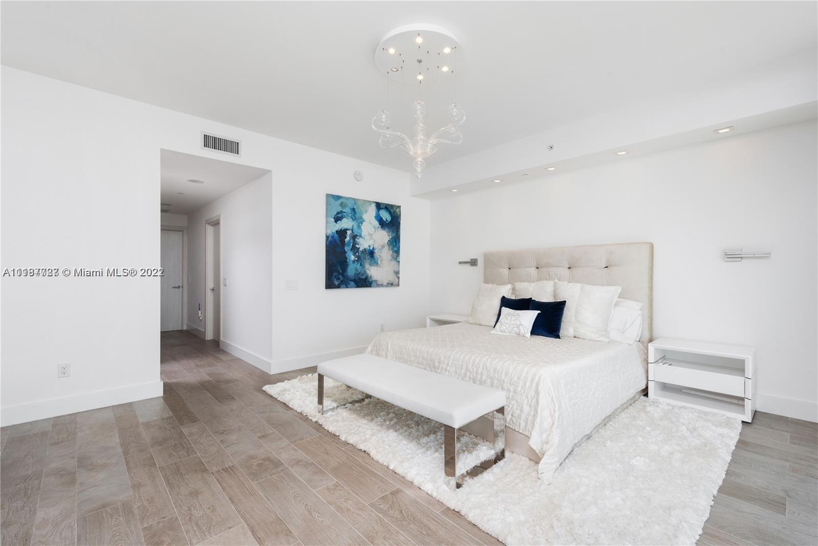 OCEANA KEY BISCAYNE CONDO - Residential