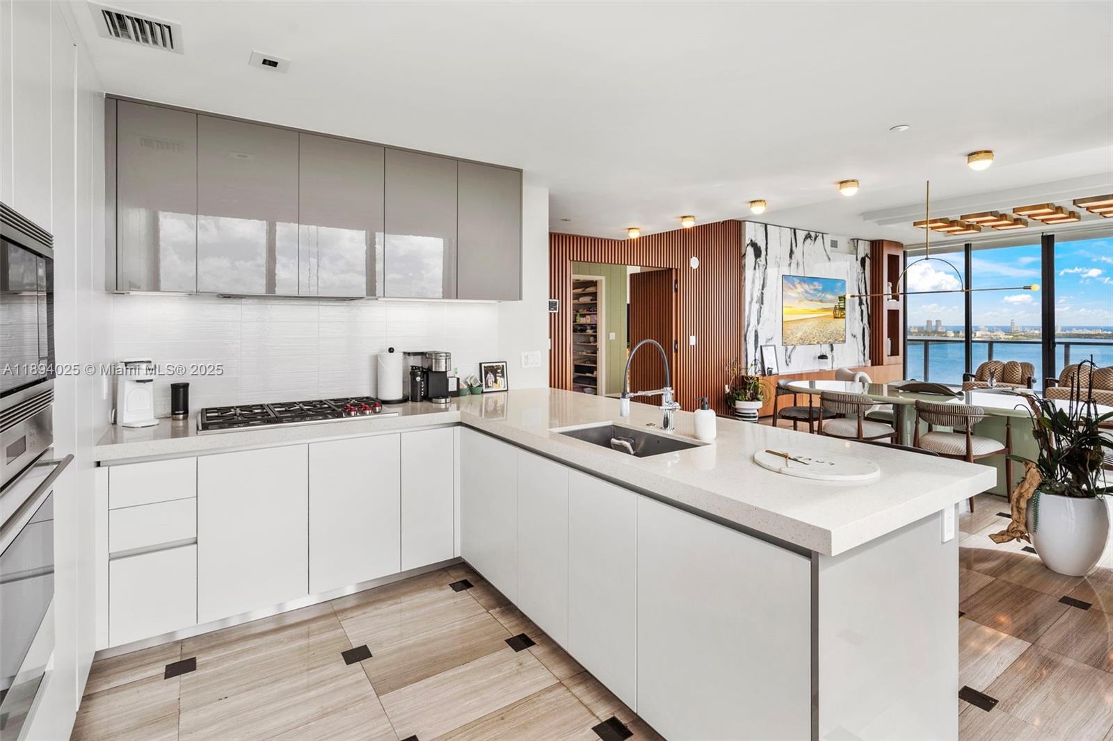 NANCY TERRACE - Residential