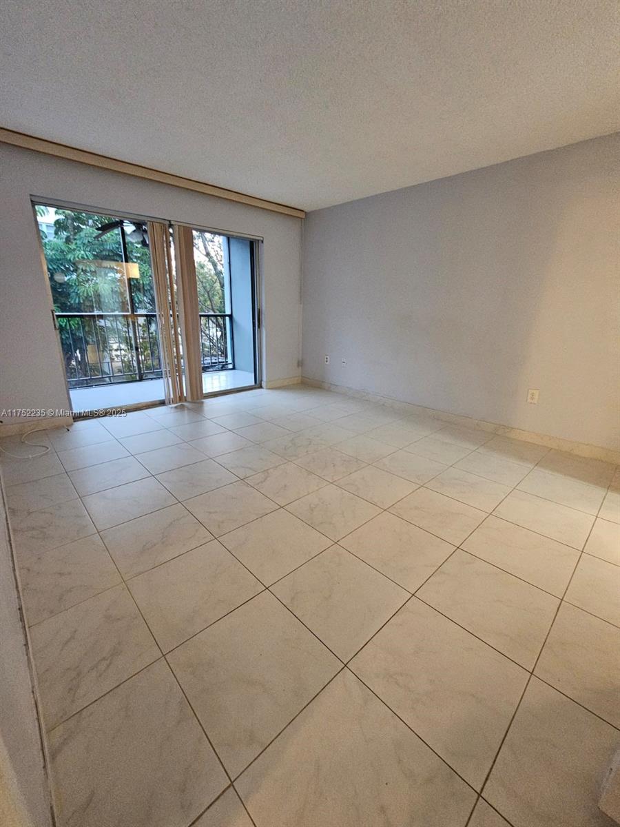 Rental Property at 1250 Ne 125th St 202C, North Miami, Miami-Dade County, Florida - Bedrooms: 1 
Bathrooms: 2  - $1,600 MO.