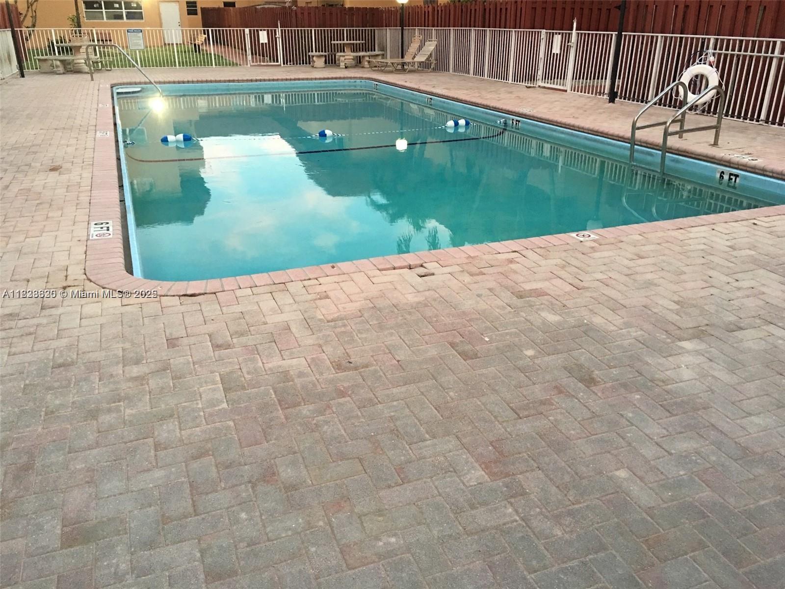 9970 SW 88th St 914-9
