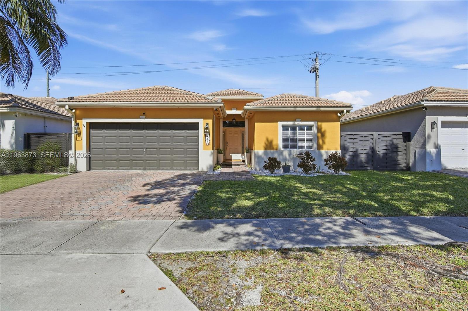 PELICAN BAY AT OLD CUTLER - Residential