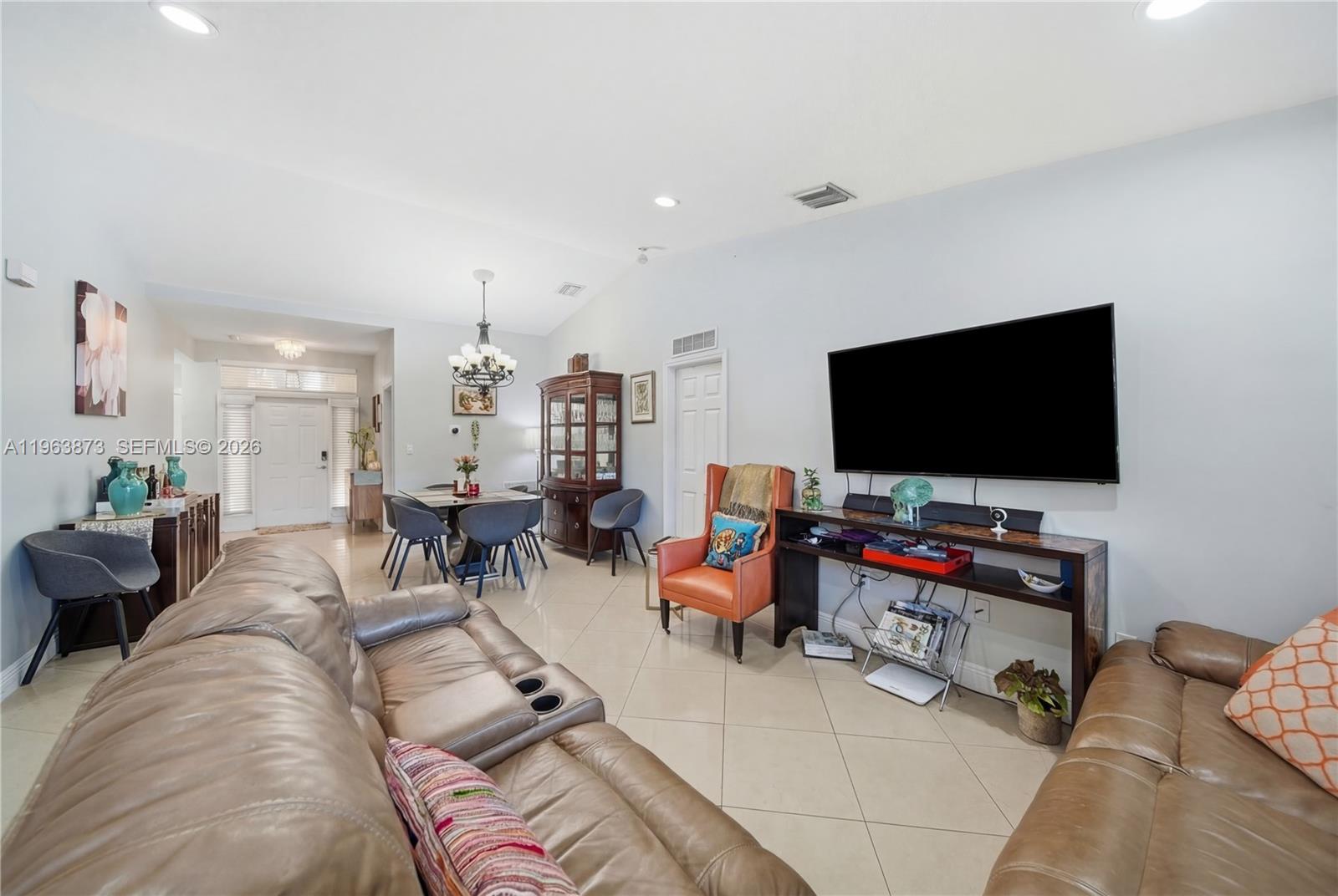 PELICAN BAY AT OLD CUTLER - Residential