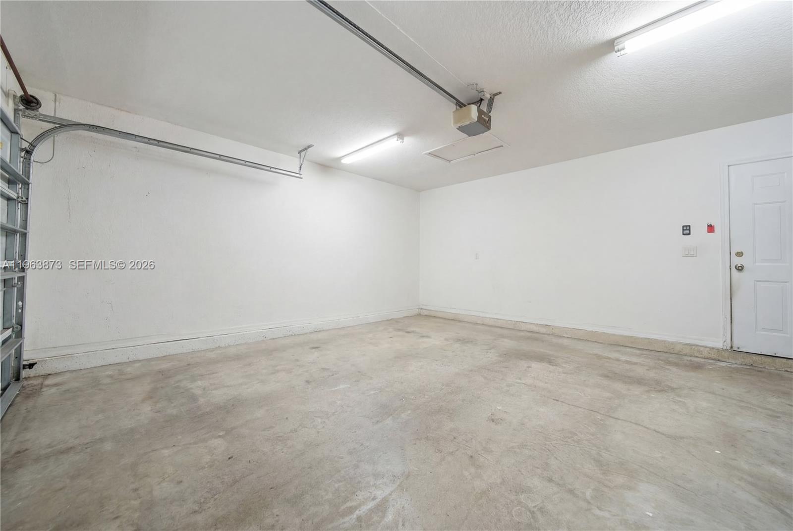 PELICAN BAY AT OLD CUTLER - Residential