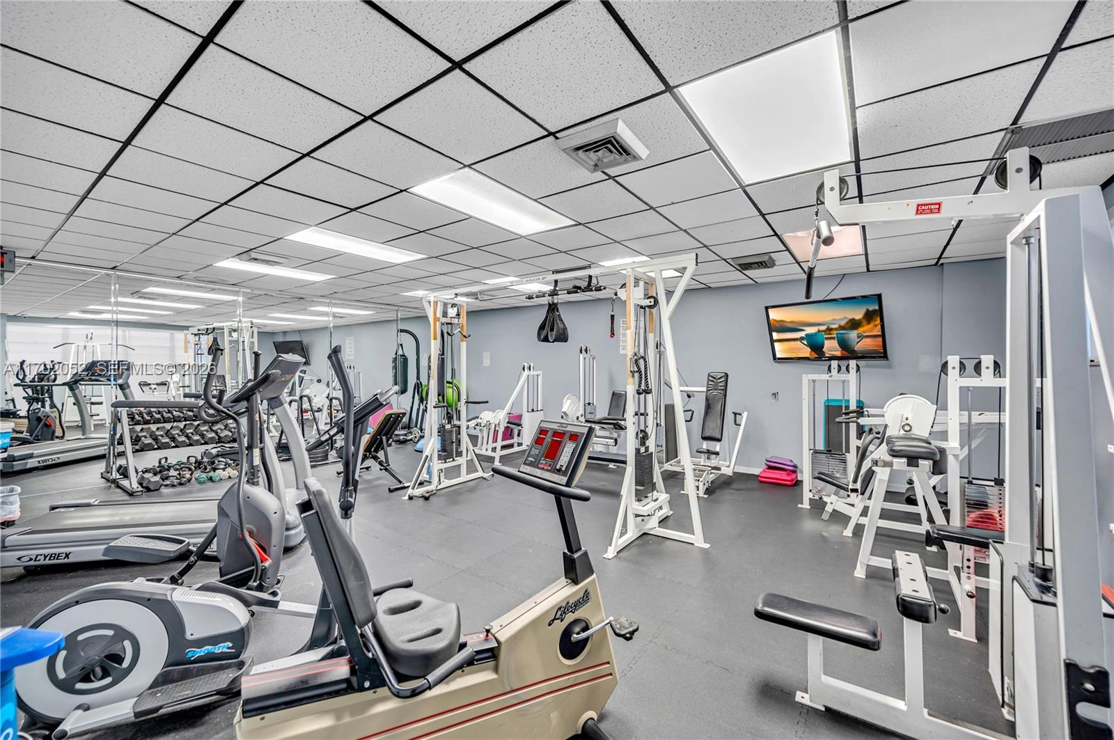 10000 PLAZA CONDO-SOUTH T - Residential