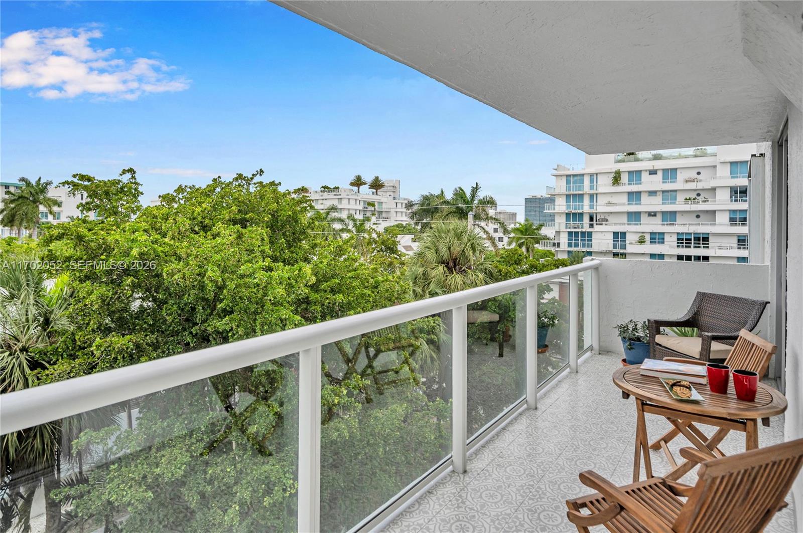 10000 PLAZA CONDO-SOUTH T - Residential