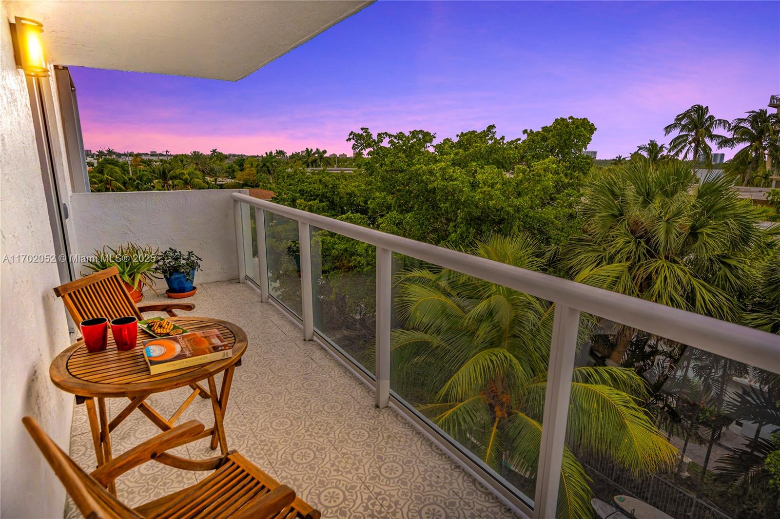 10000 W Bay Harbor Dr 401