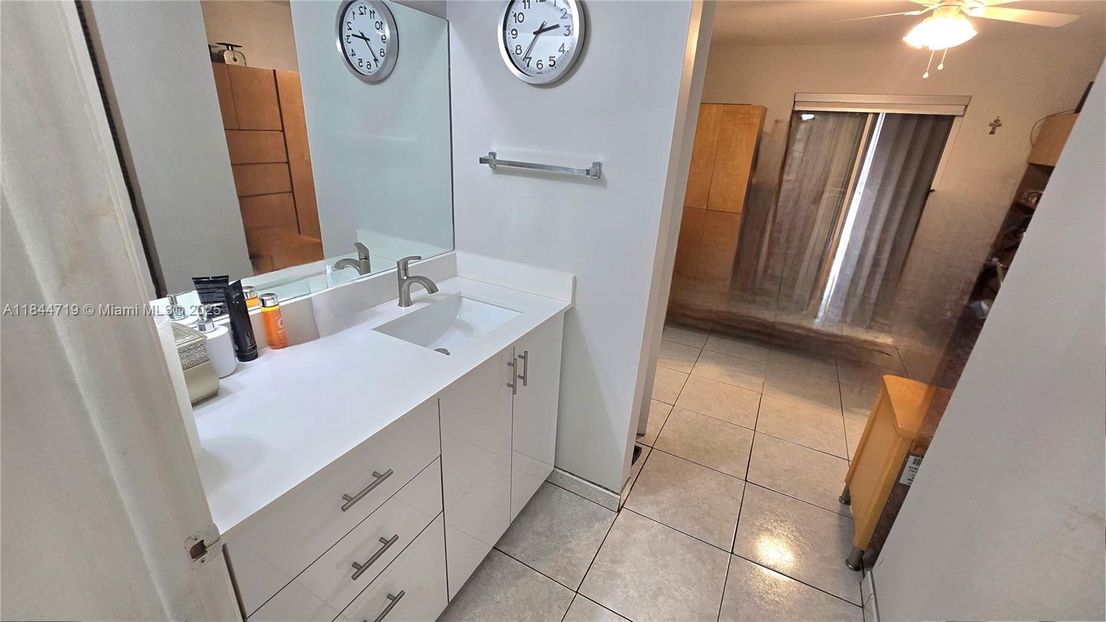 FIRST ALHAMBRA CIRCLE CON - Residential