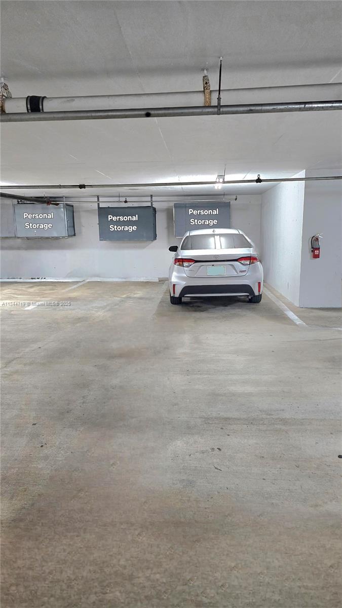 FIRST ALHAMBRA CIRCLE CON - Residential