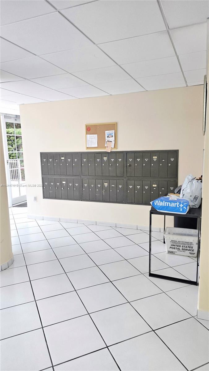 FIRST ALHAMBRA CIRCLE CON - Residential