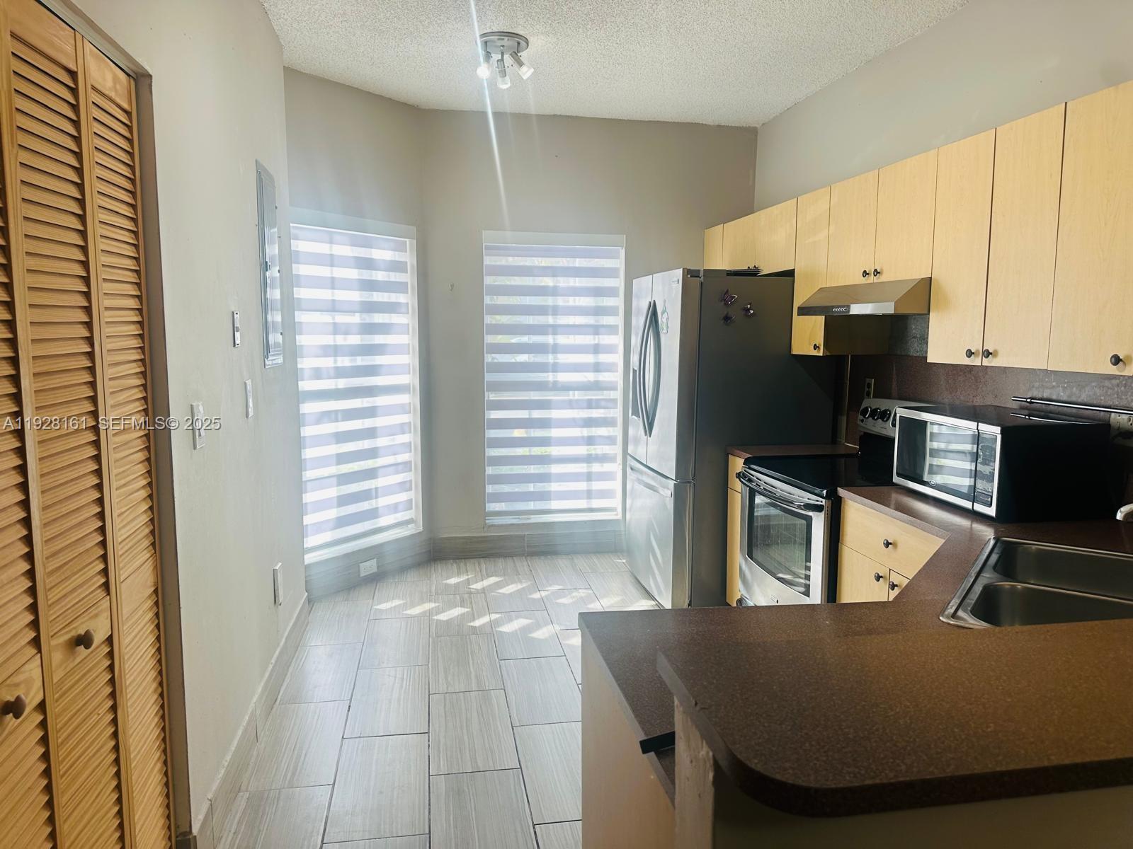 14345 SW 57th Ln 5-7