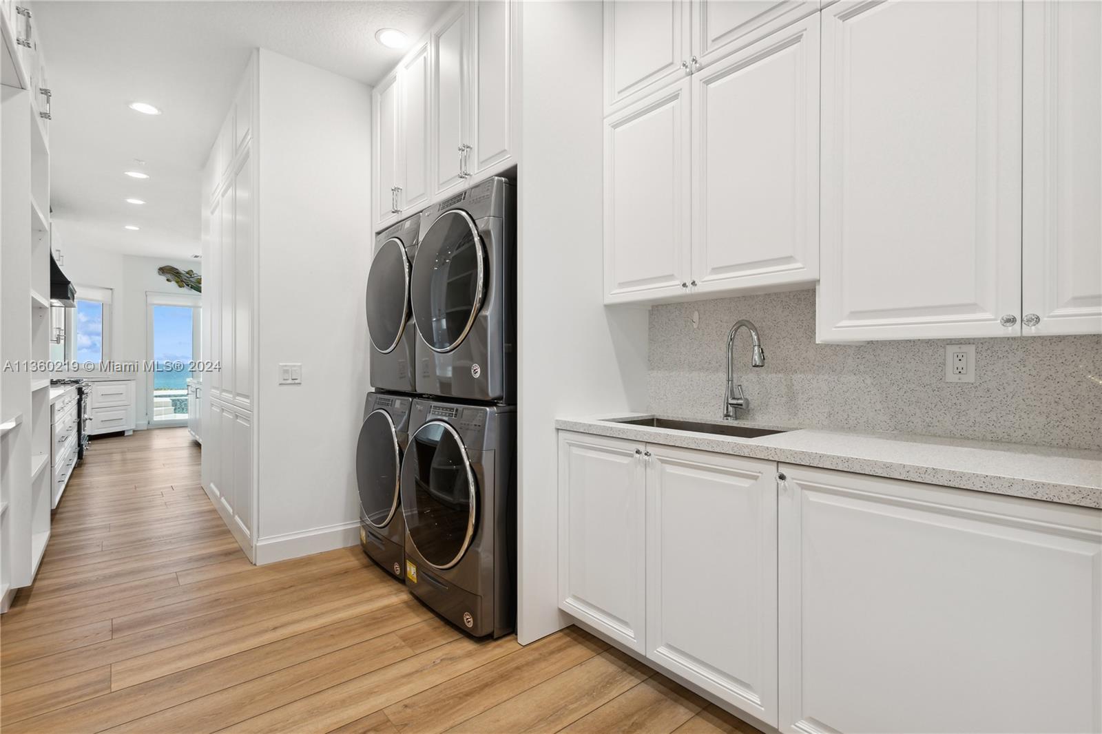 Isle de la Maison - Residential