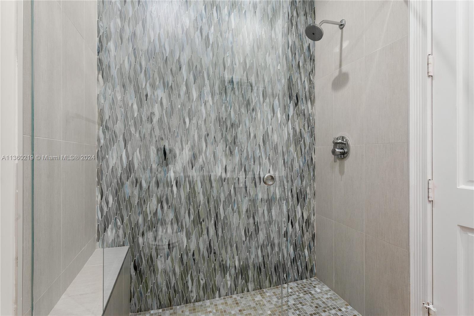 Isle de la Maison - Residential