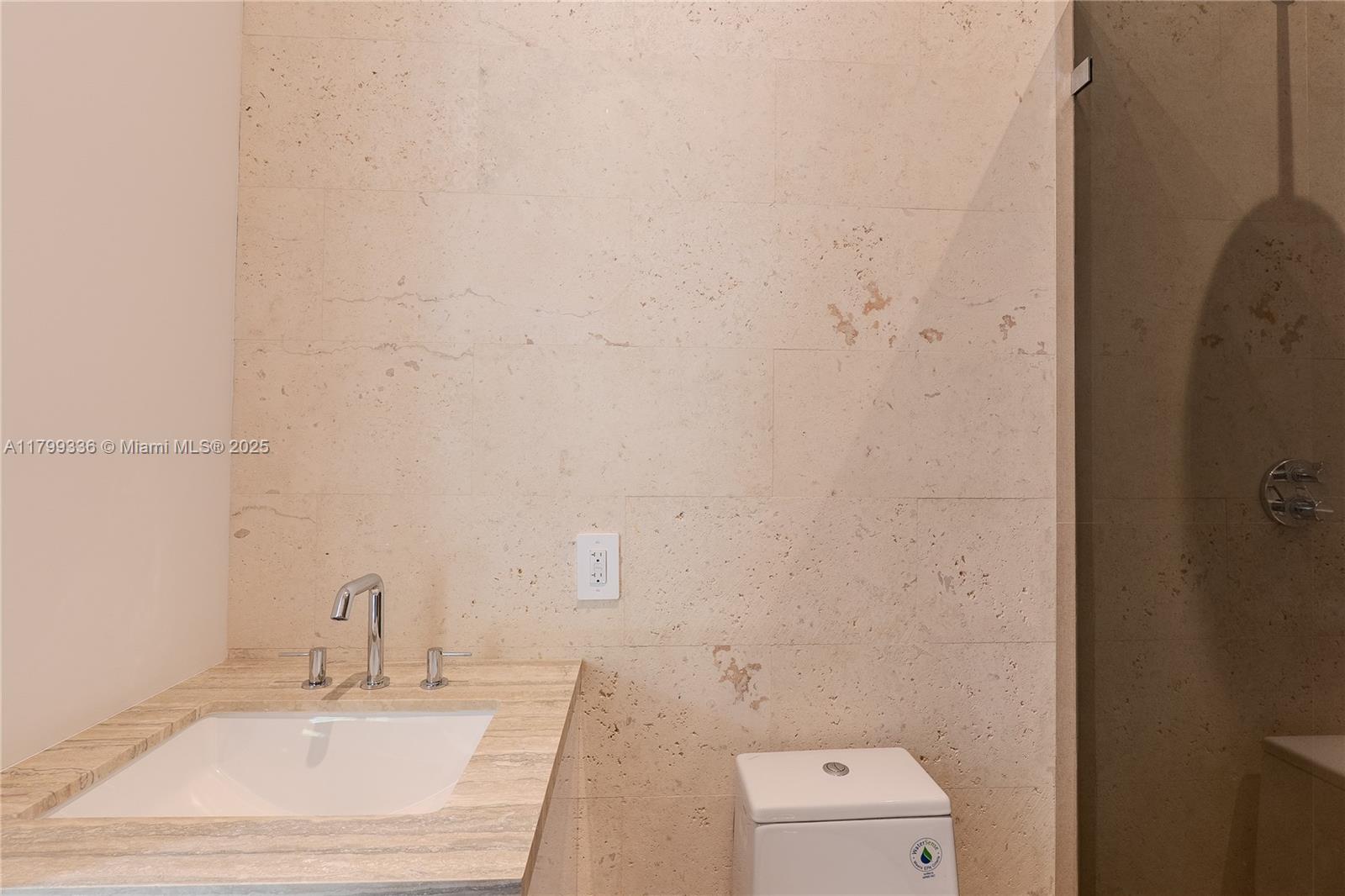 LE JEUNE VILLAS - Residential