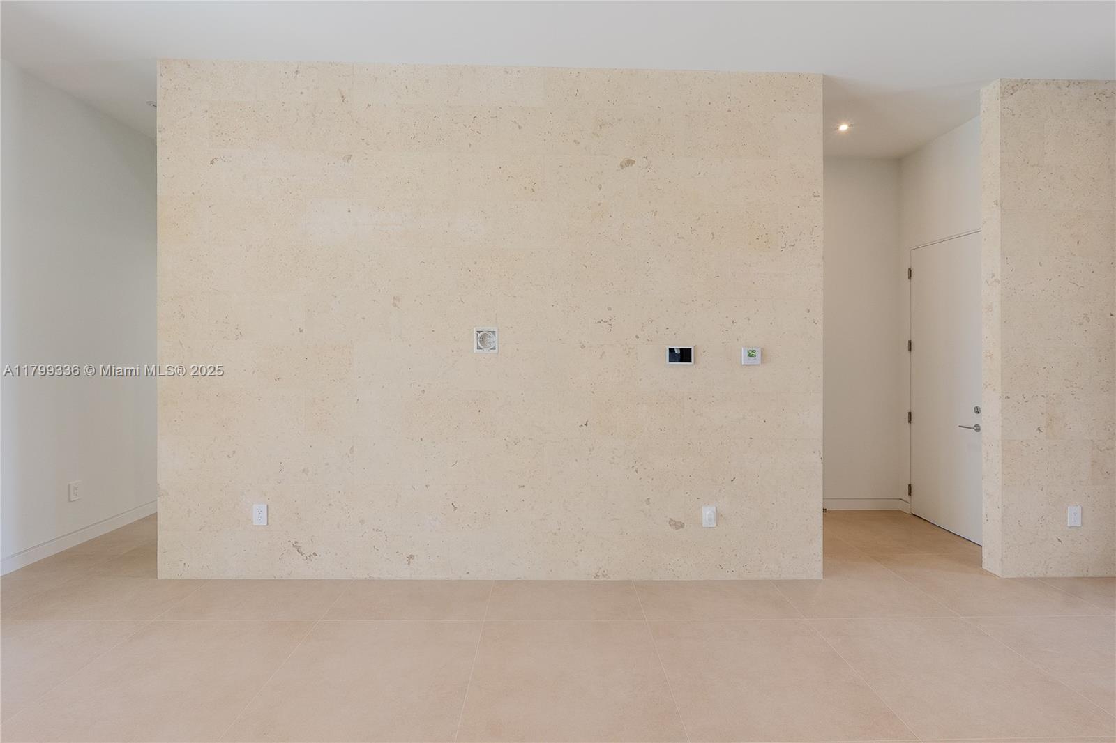 LE JEUNE VILLAS - Residential