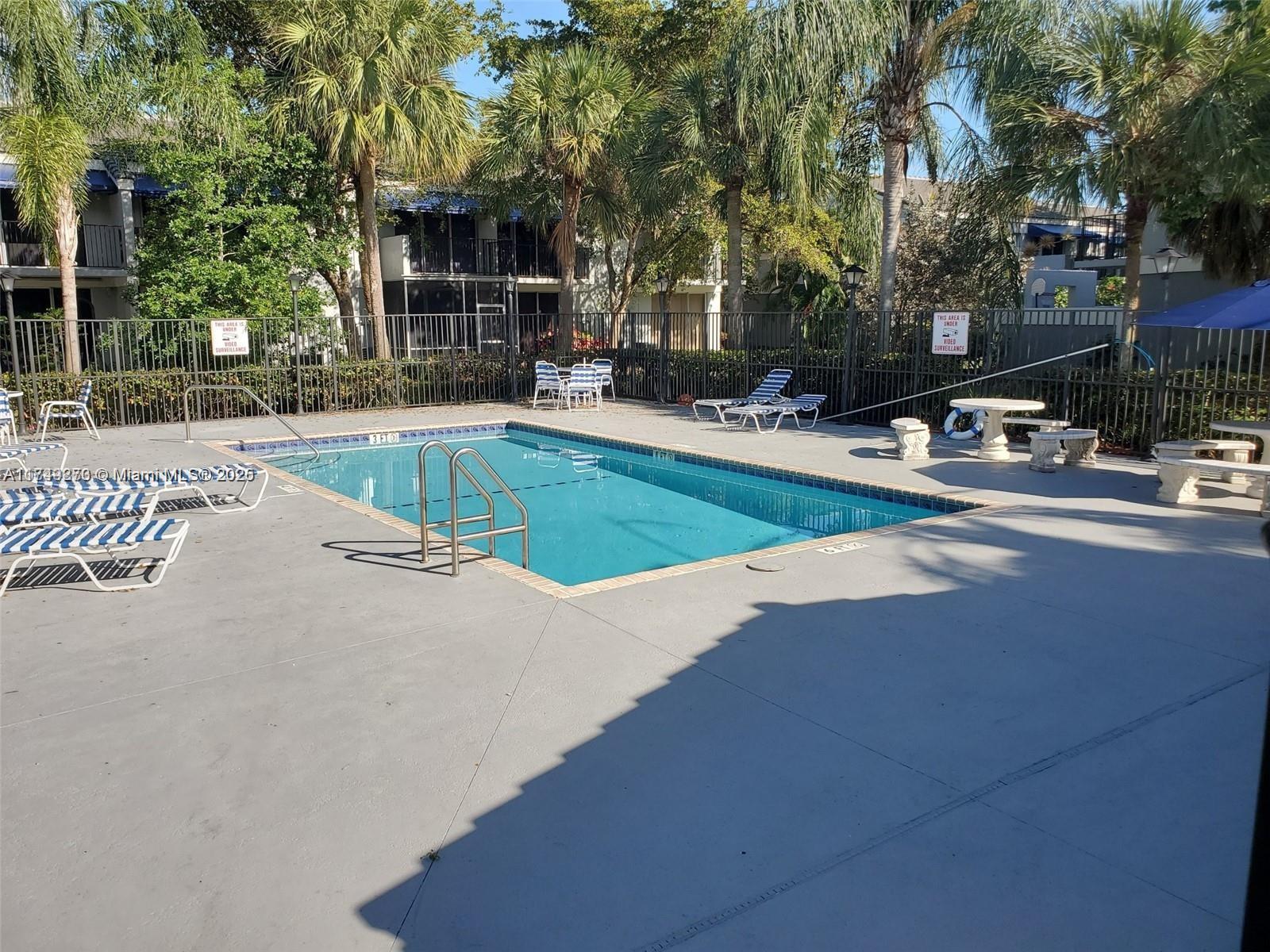 CROSS CREEK TOWNHOMES PLA - Residential Lease