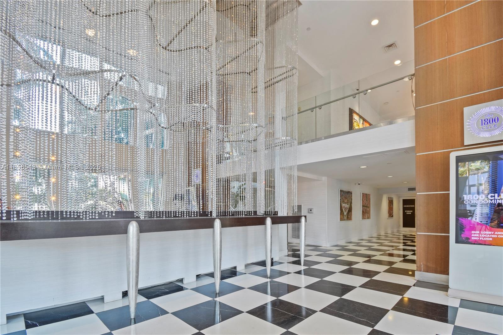 1800 CLUB CONDO - Residential Lease