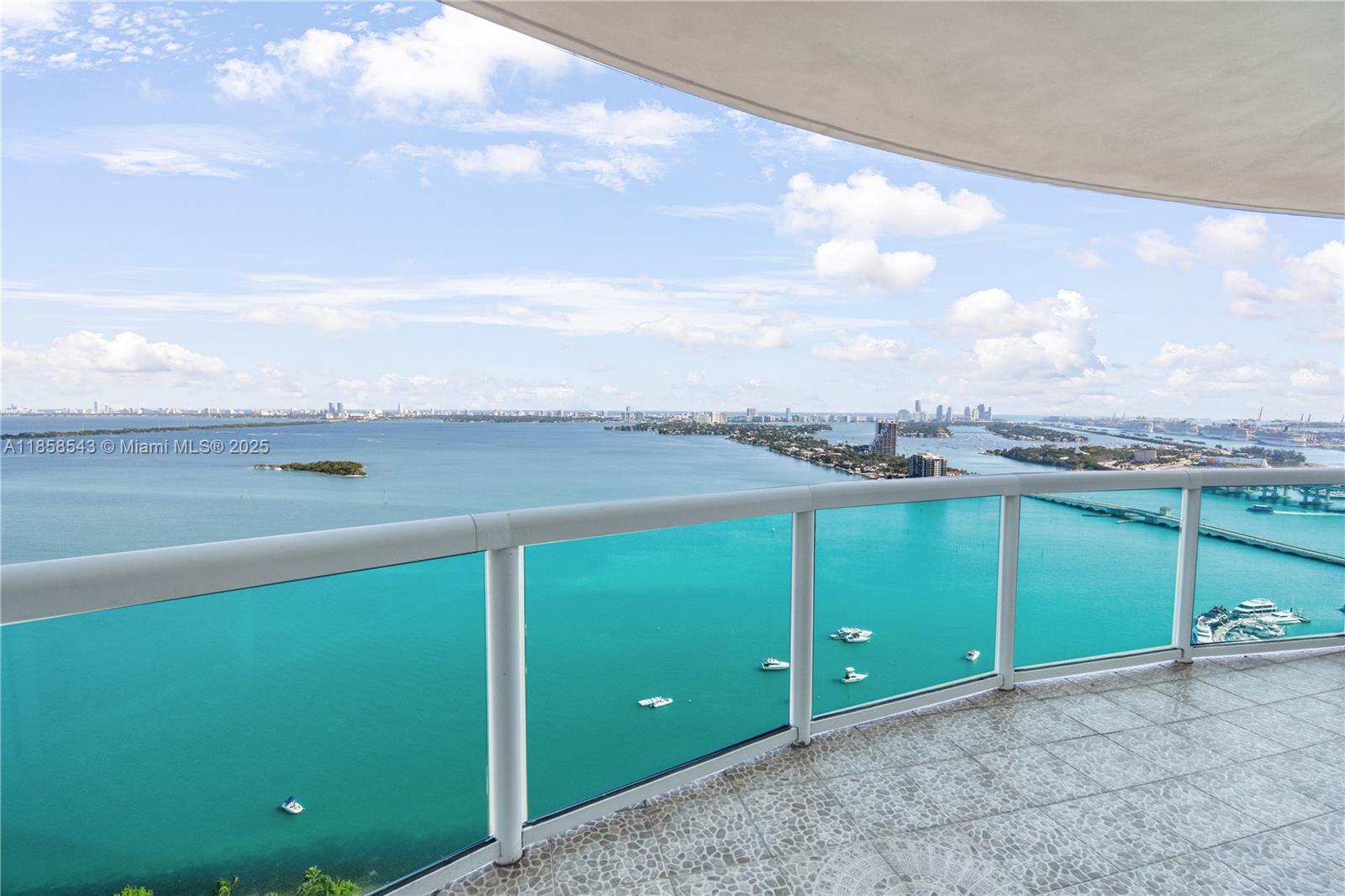 1800 CLUB CONDO - Residential Lease