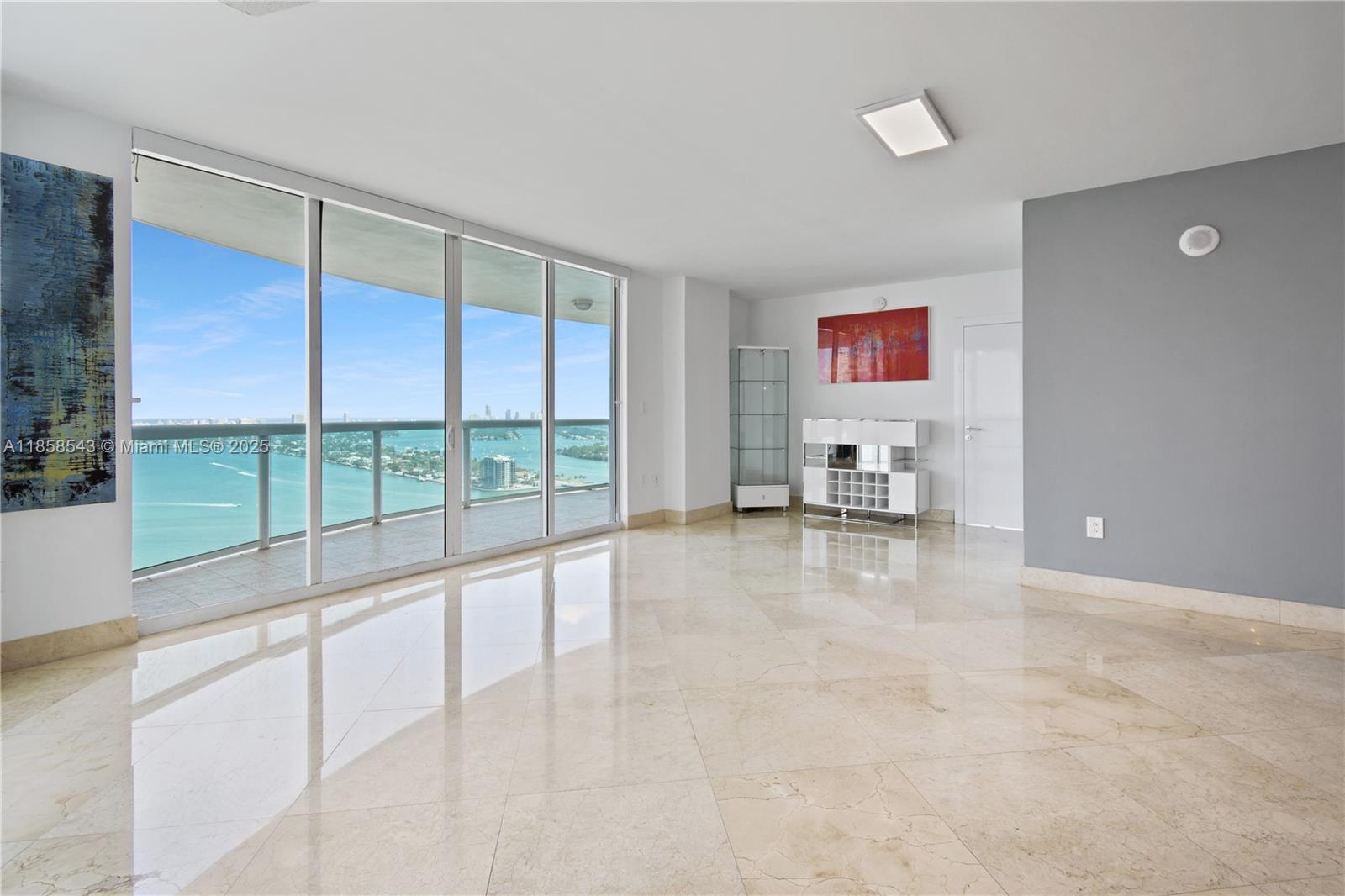 1800 N Bayshore Dr 3501