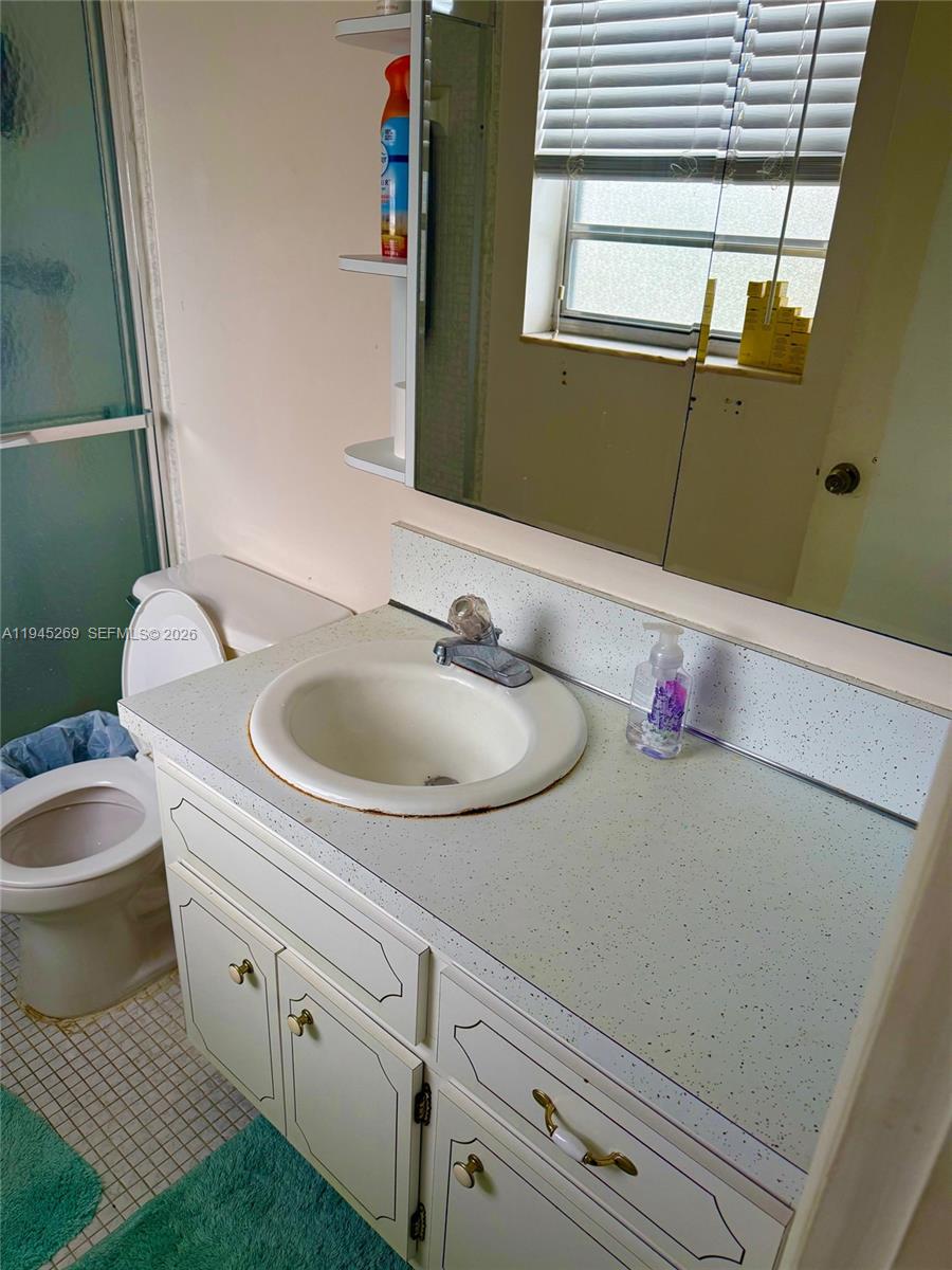 GOLDEN VIEW CONDO - Residential