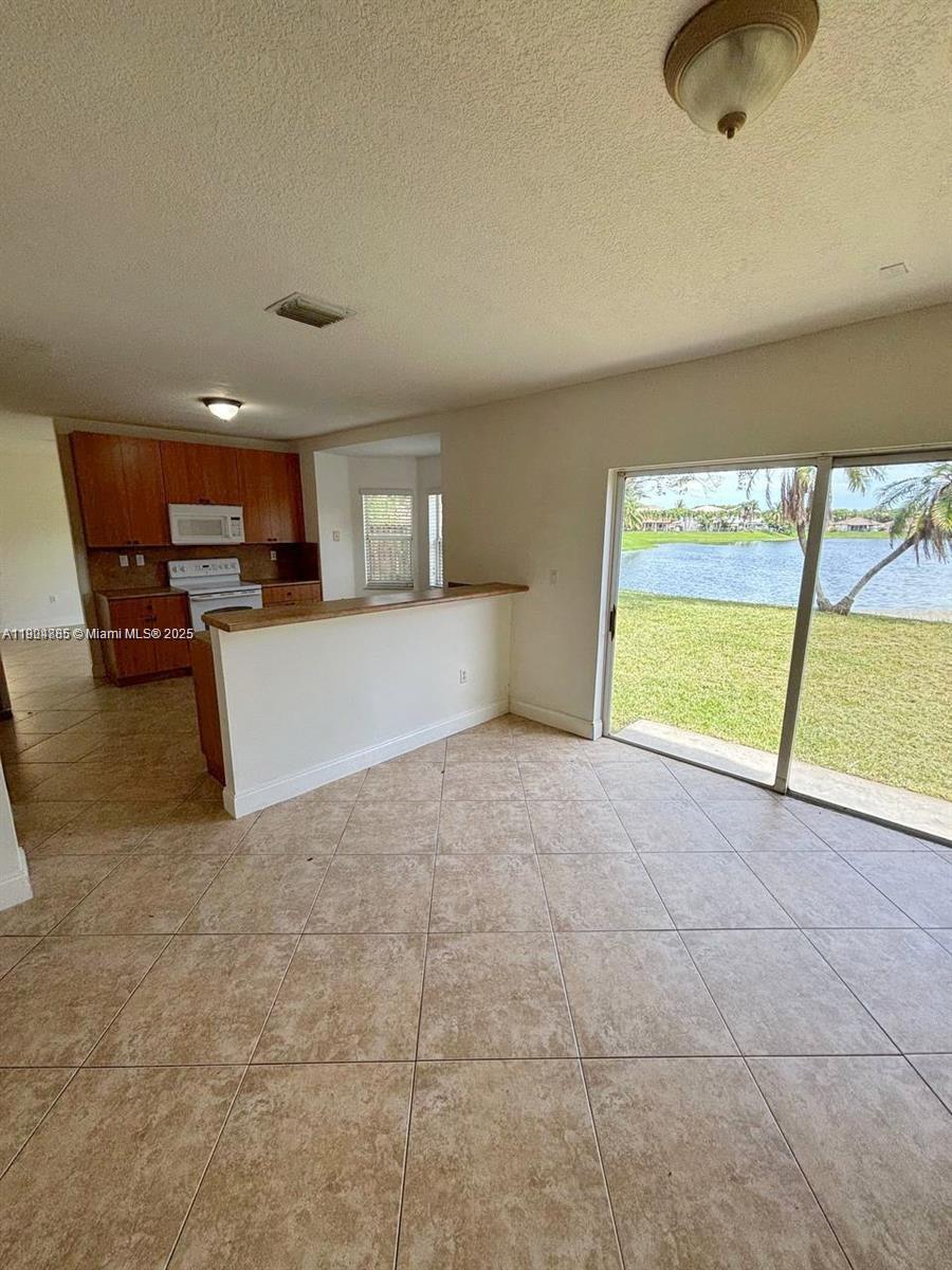 PELICAN BAY AT OLD CUTLER - Residential Lease