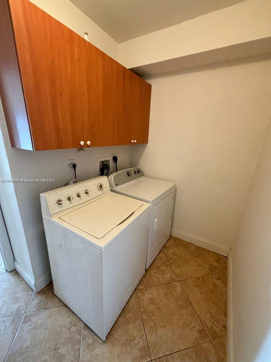 PELICAN BAY AT OLD CUTLER - Residential Lease