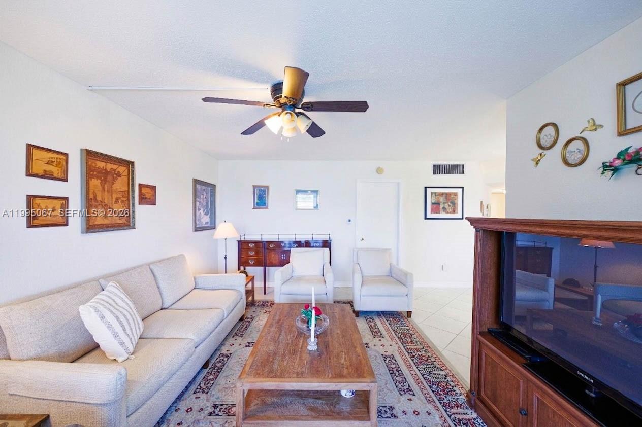 LIME BAY CONDOMINIUM 6 - Residential