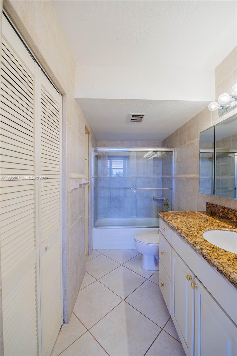 LIME BAY CONDOMINIUM 6 - Residential