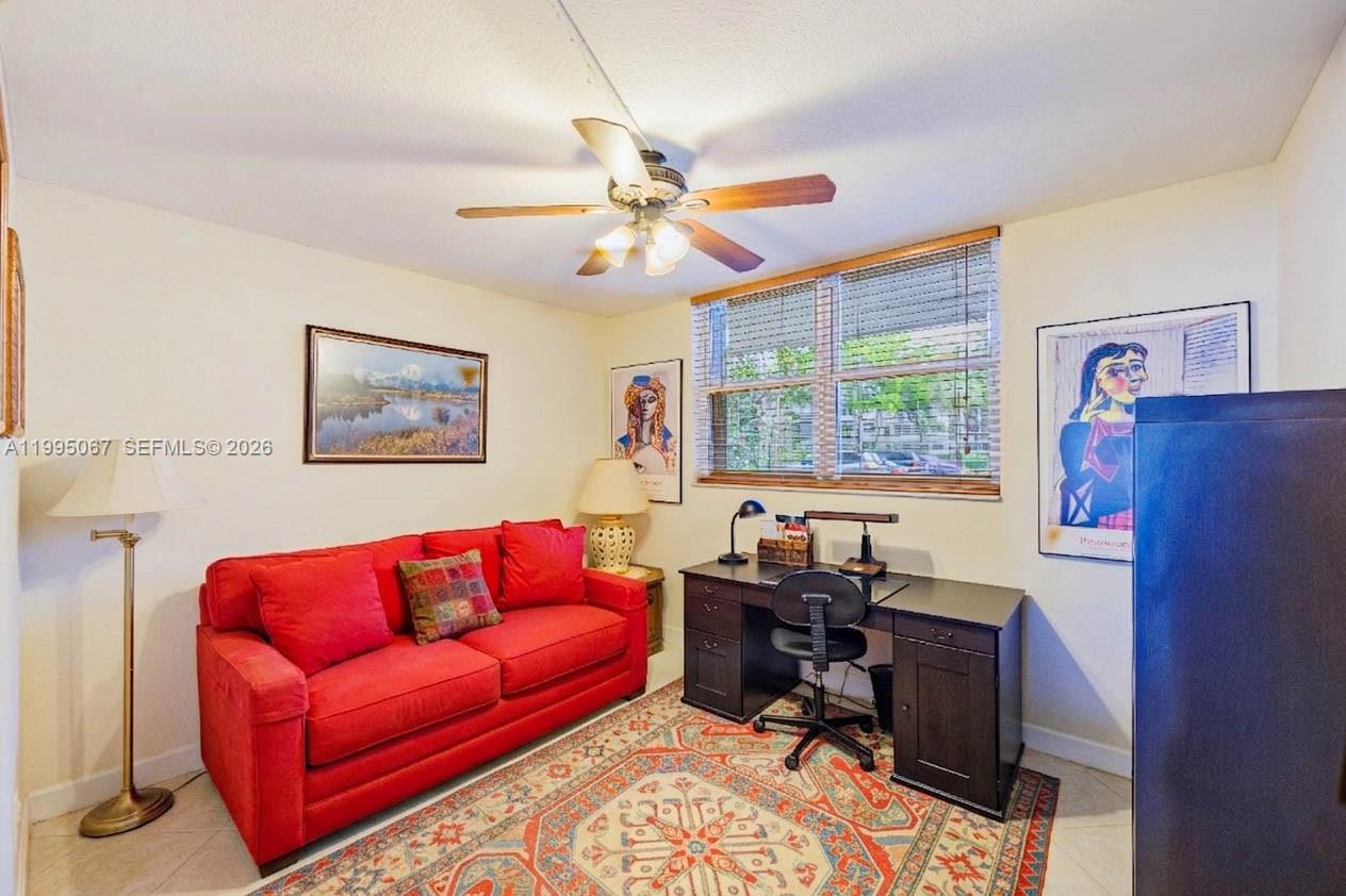 LIME BAY CONDOMINIUM 6 - Residential