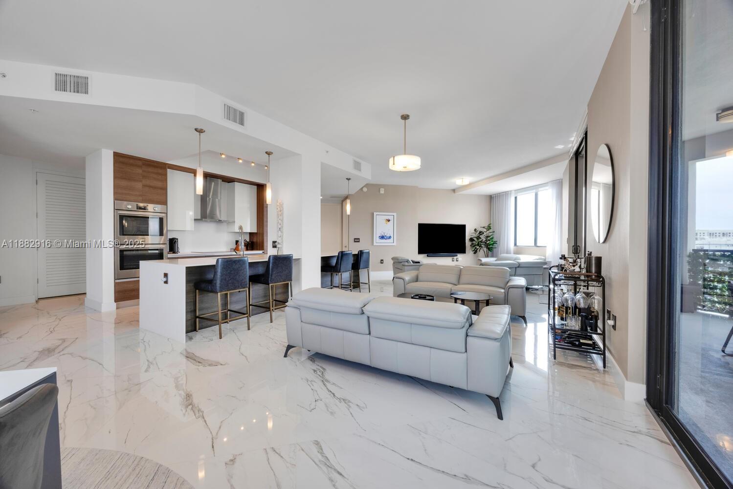MERRICK MANOR CONDO - Residential