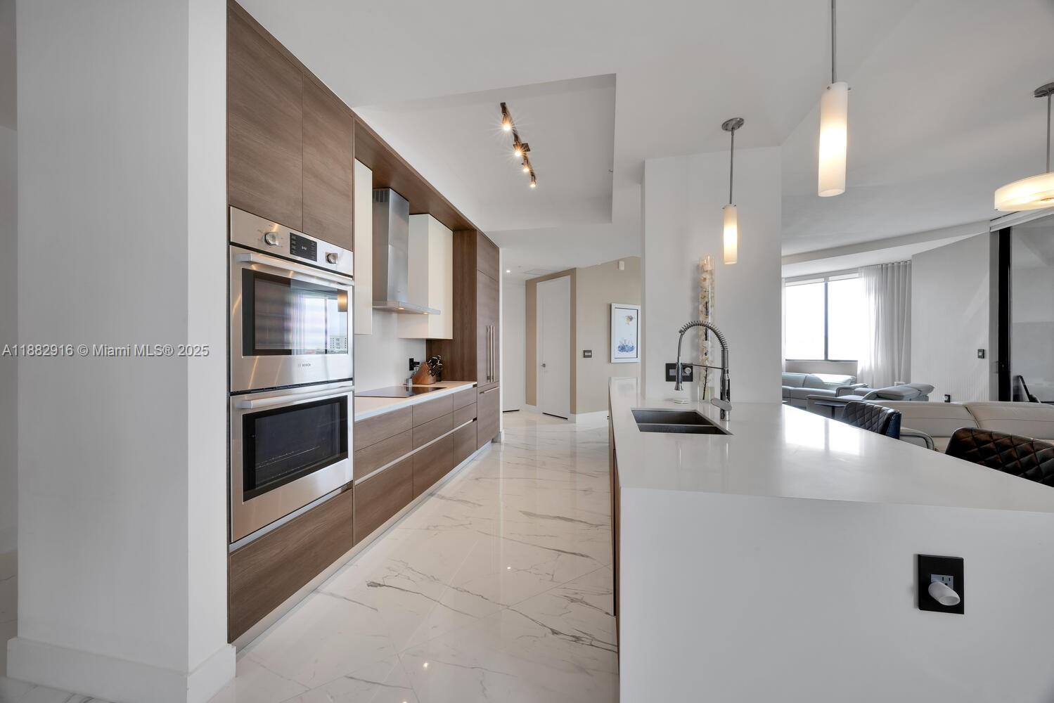 MERRICK MANOR CONDO - Residential