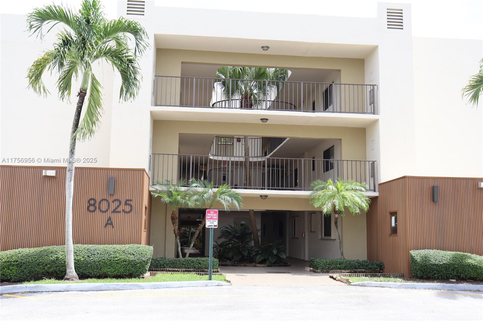 Property for Sale at 8025 Sw 107th Ave 222, Miami, Broward County, Florida - Bedrooms: 2 
Bathrooms: 2  - $284,000