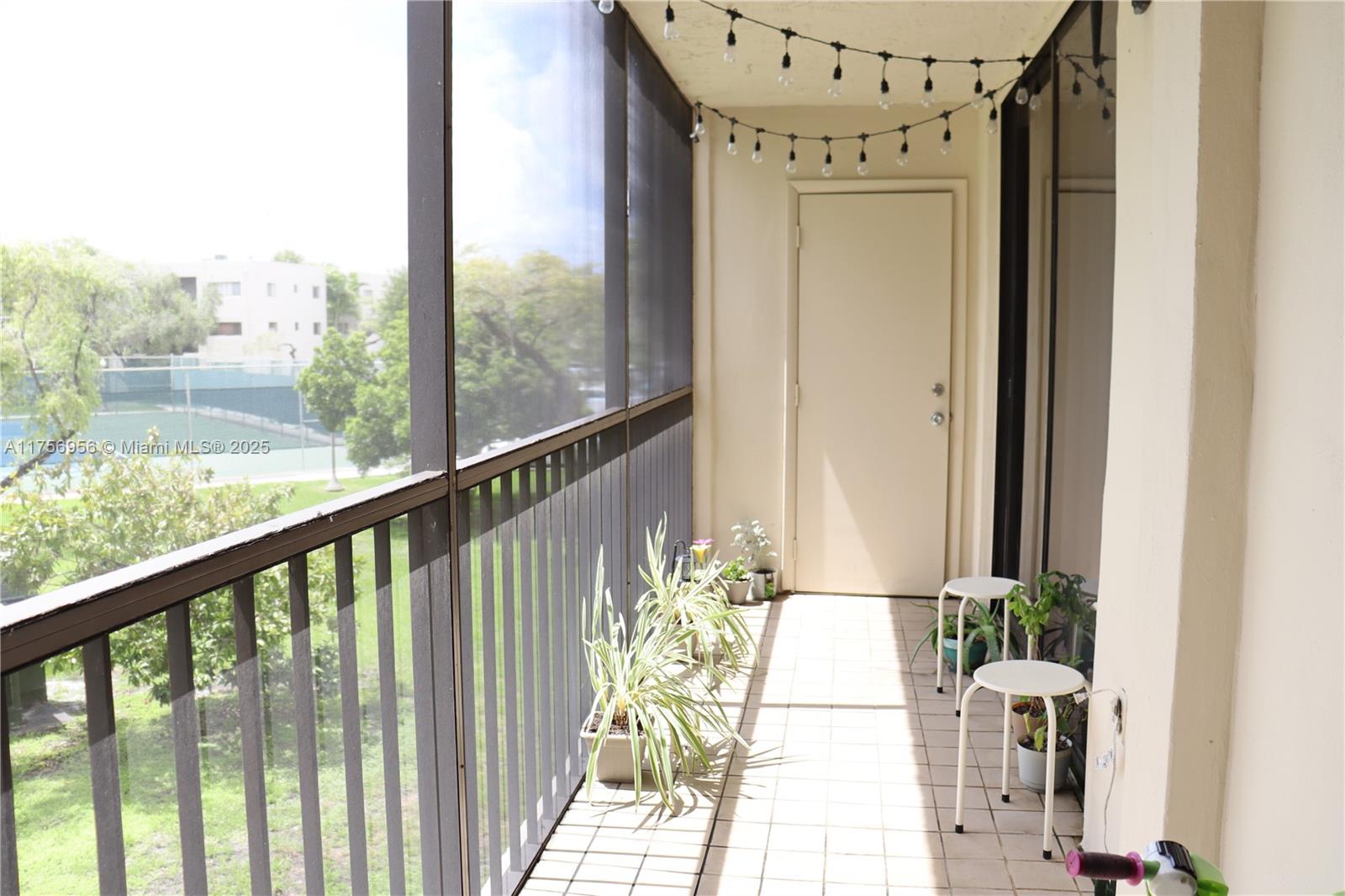 THE HORIZONS CONDO #2 - Residential