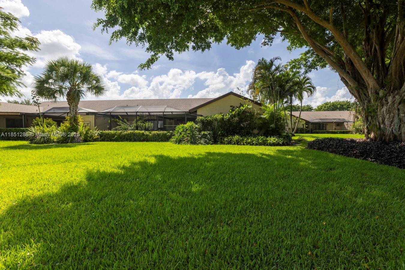 LAKES OF BOCA BARWOOD 2 - Residential