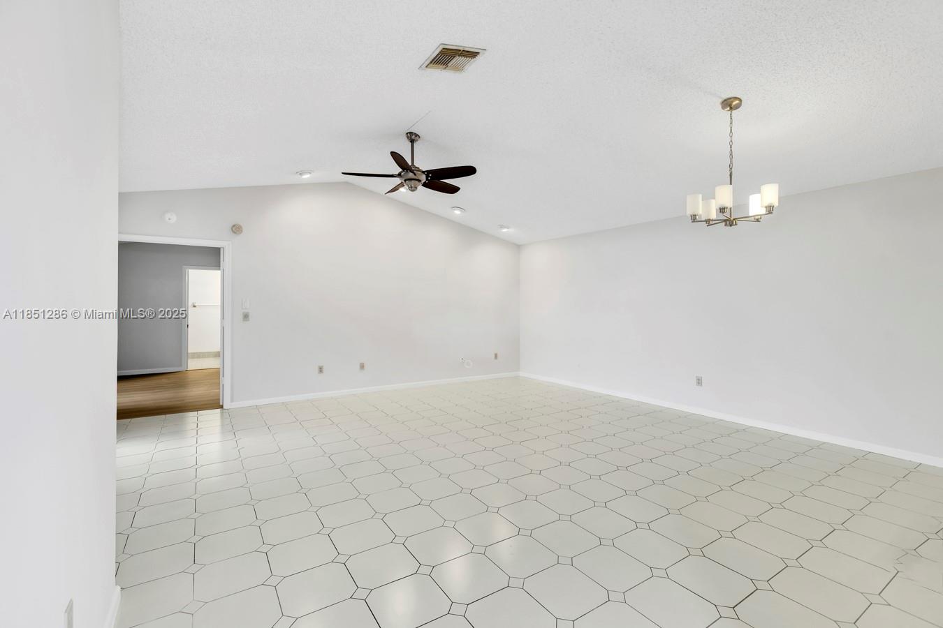 LAKES OF BOCA BARWOOD 2 - Residential