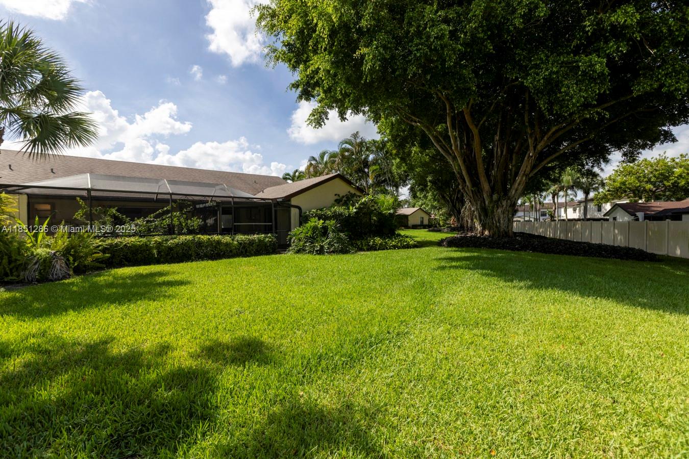 LAKES OF BOCA BARWOOD 2 - Residential