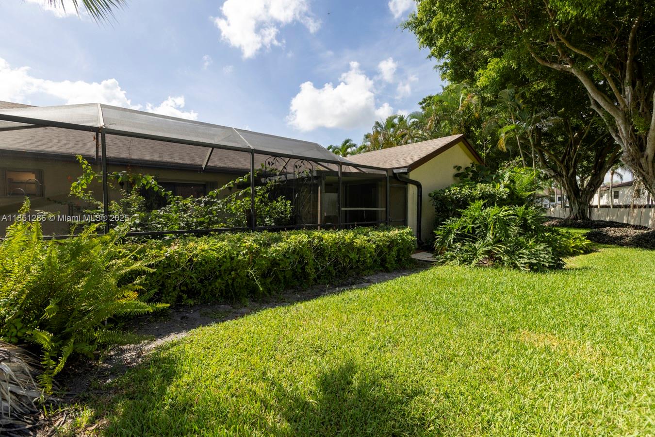 LAKES OF BOCA BARWOOD 2 - Residential