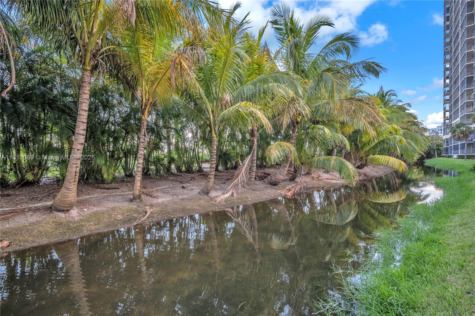 CORONADO CONDO- TOWER II - Residential
