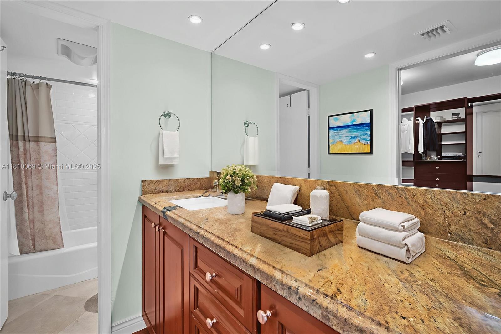 CORONADO CONDO- TOWER II - Residential