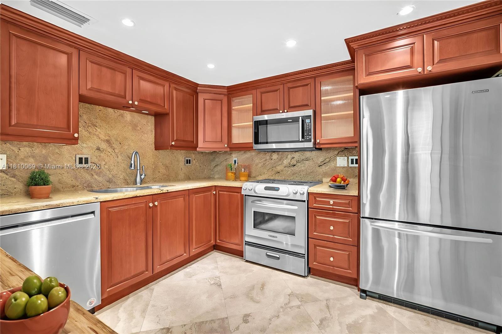 CORONADO CONDO- TOWER II - Residential