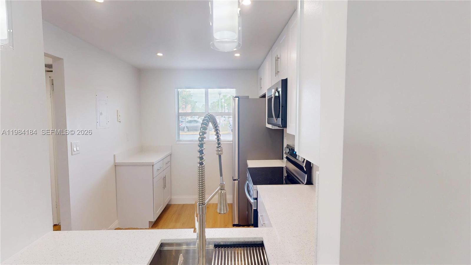 GREENS CONDO APTS PHASE I - Residential