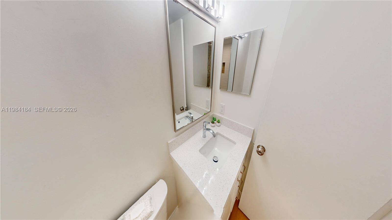 GREENS CONDO APTS PHASE I - Residential