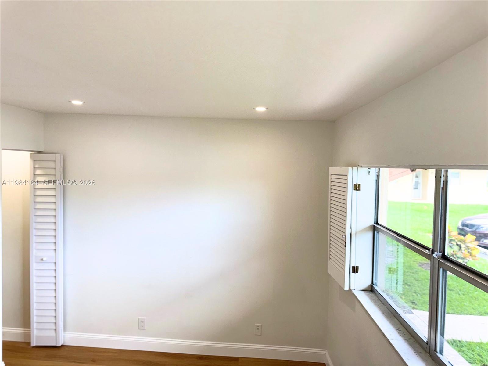 GREENS CONDO APTS PHASE I - Residential