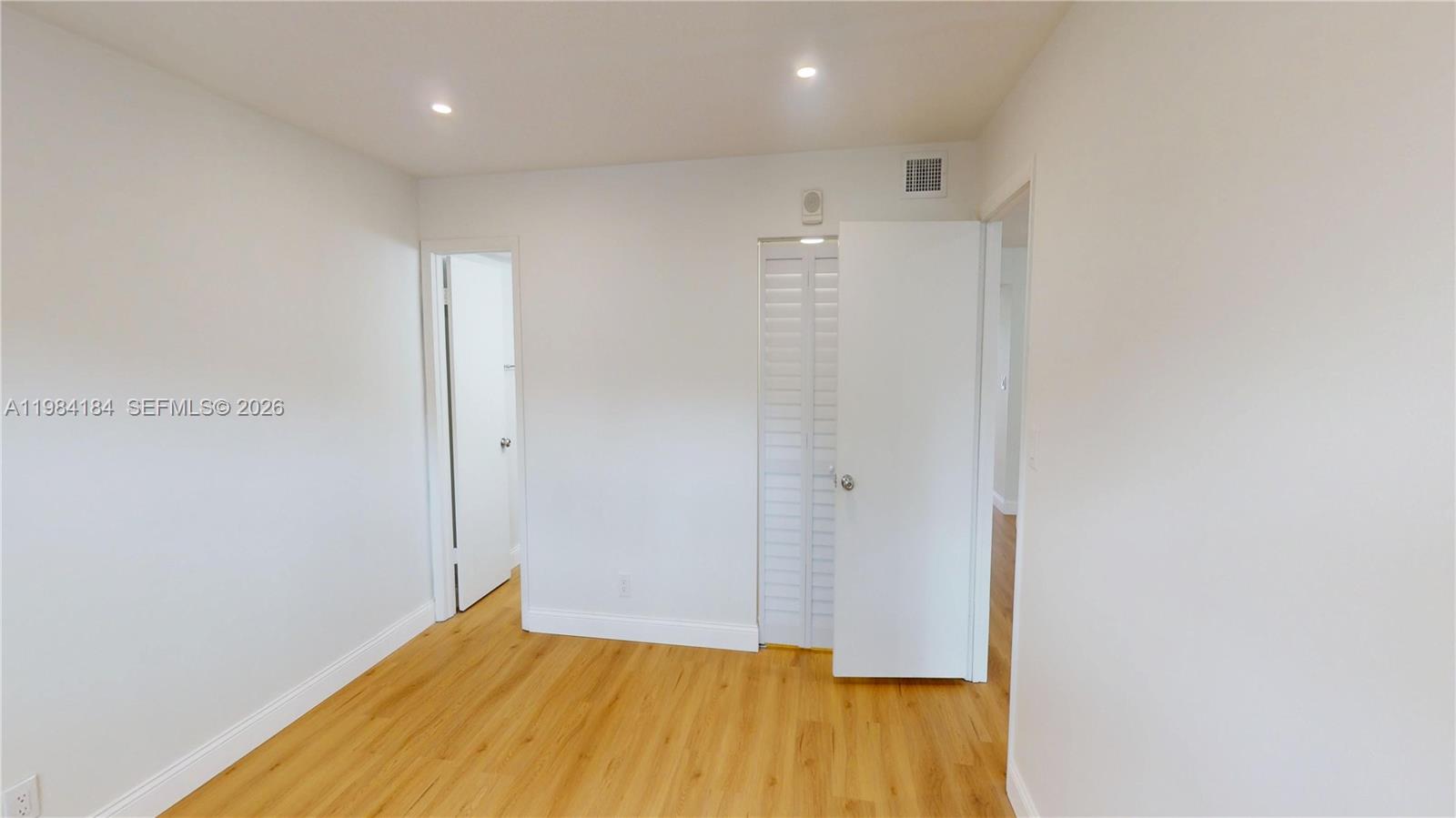 GREENS CONDO APTS PHASE I - Residential