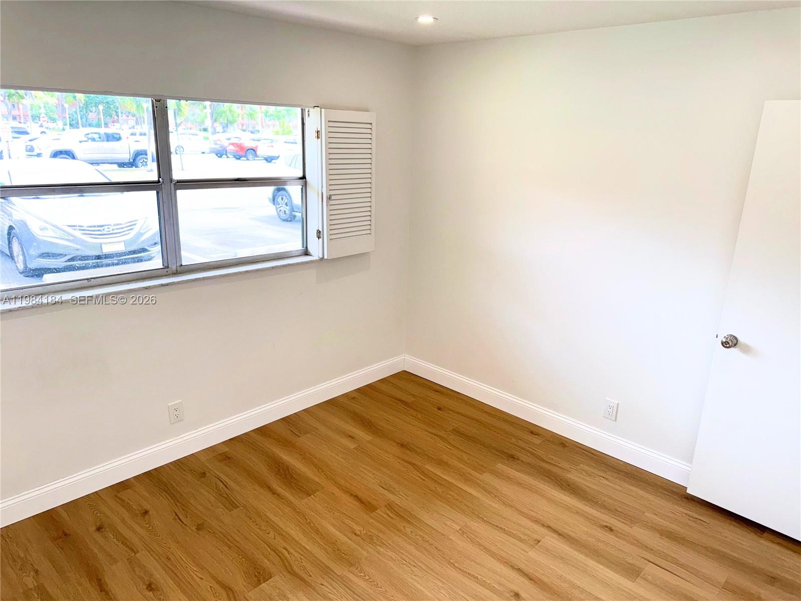 GREENS CONDO APTS PHASE I - Residential