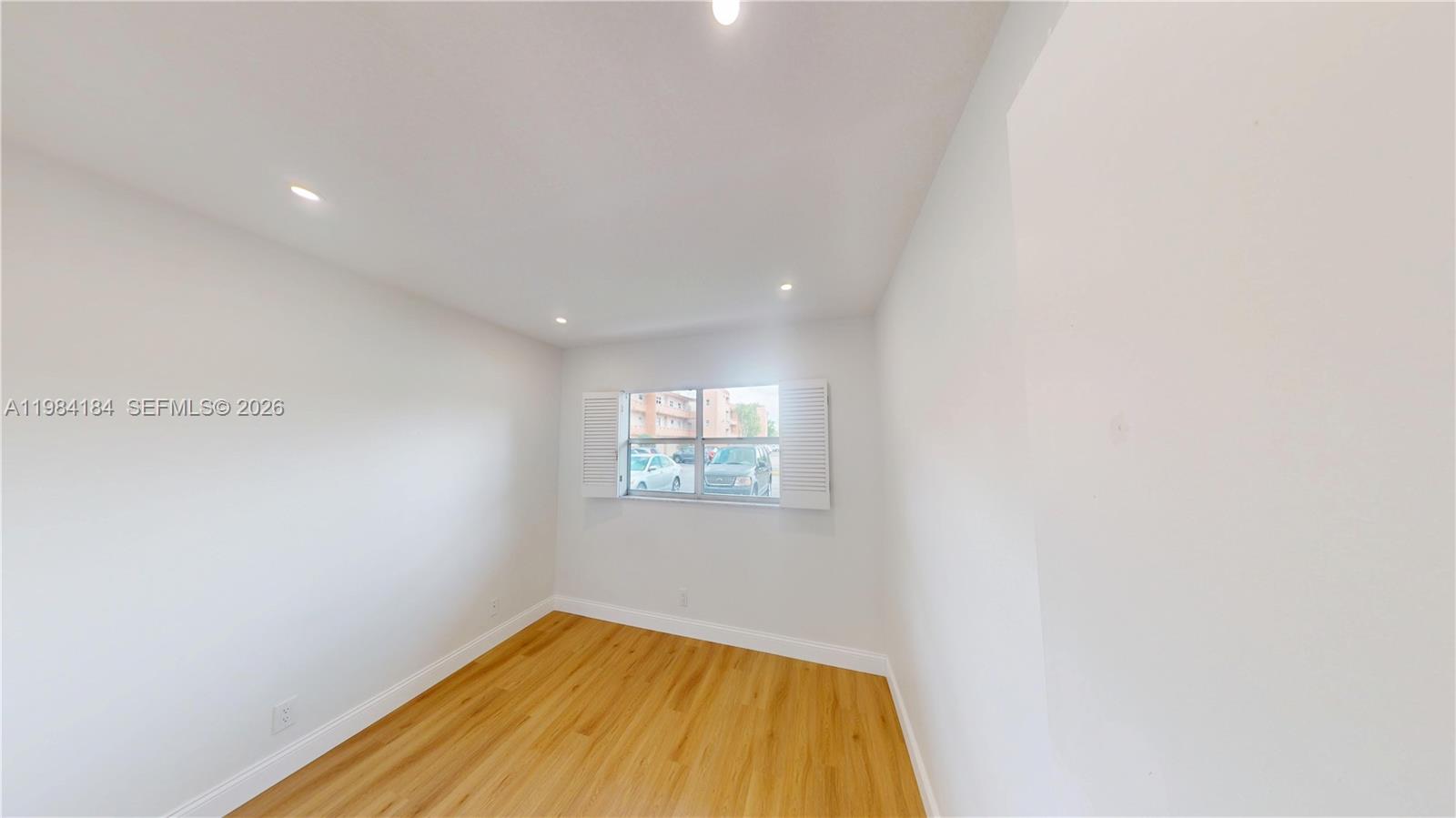 GREENS CONDO APTS PHASE I - Residential