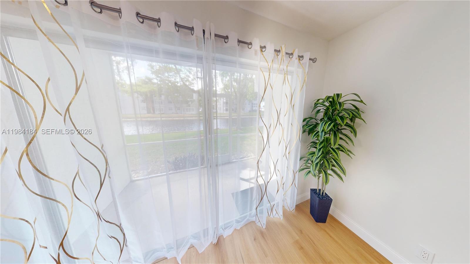 GREENS CONDO APTS PHASE I - Residential